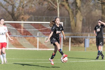 Bild 210 - wBJ SV Wahlstedt - SV Henstedt Ulzburg : Ergebnis: 0:1